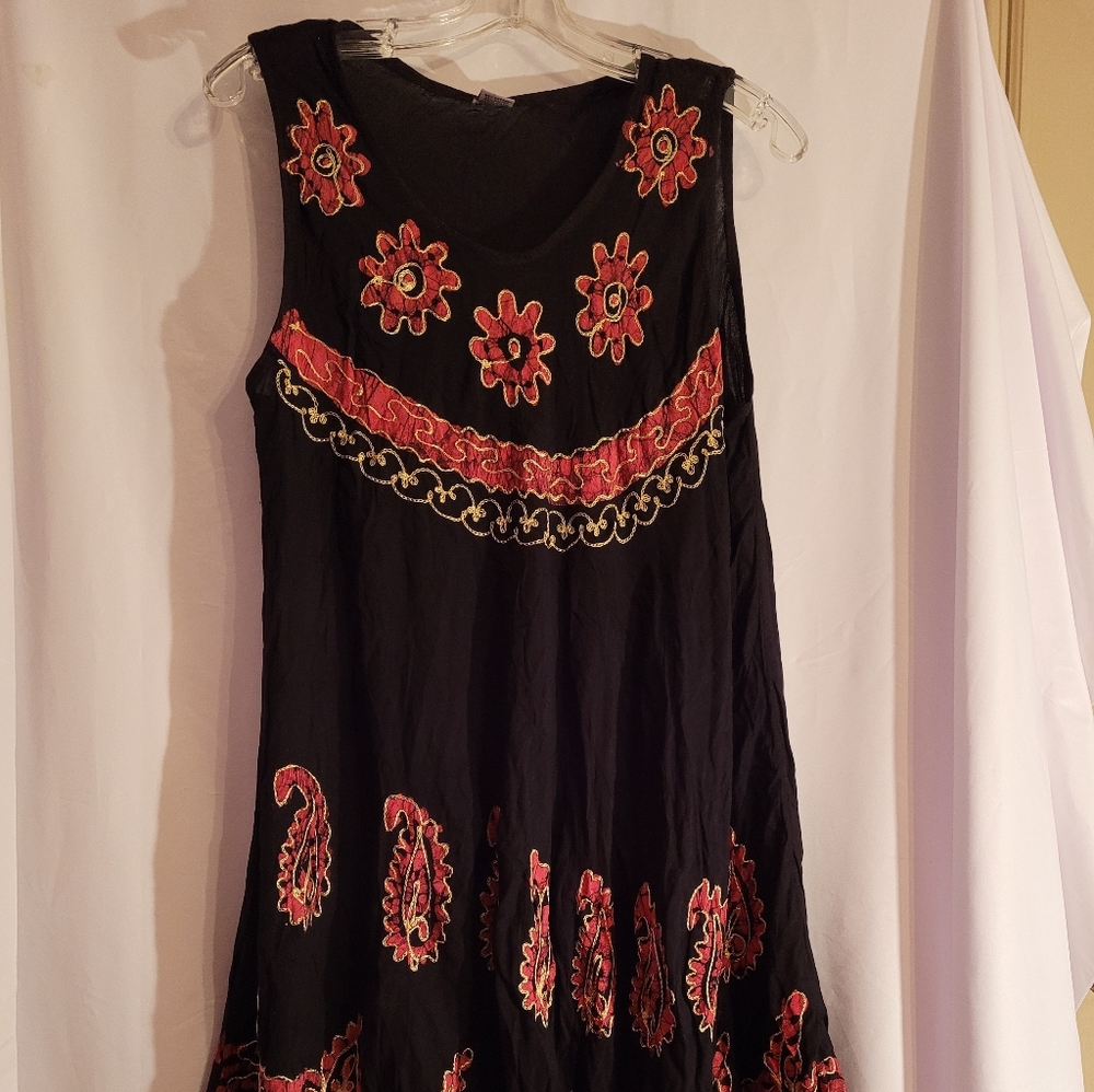 Dress - Picture 3 of 3